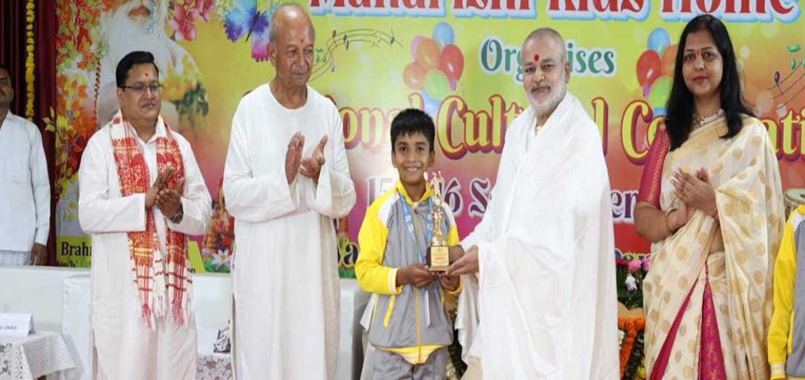 MKH-Ayodhya-nagar-h4-annual-day-08122025.jpg - Play School