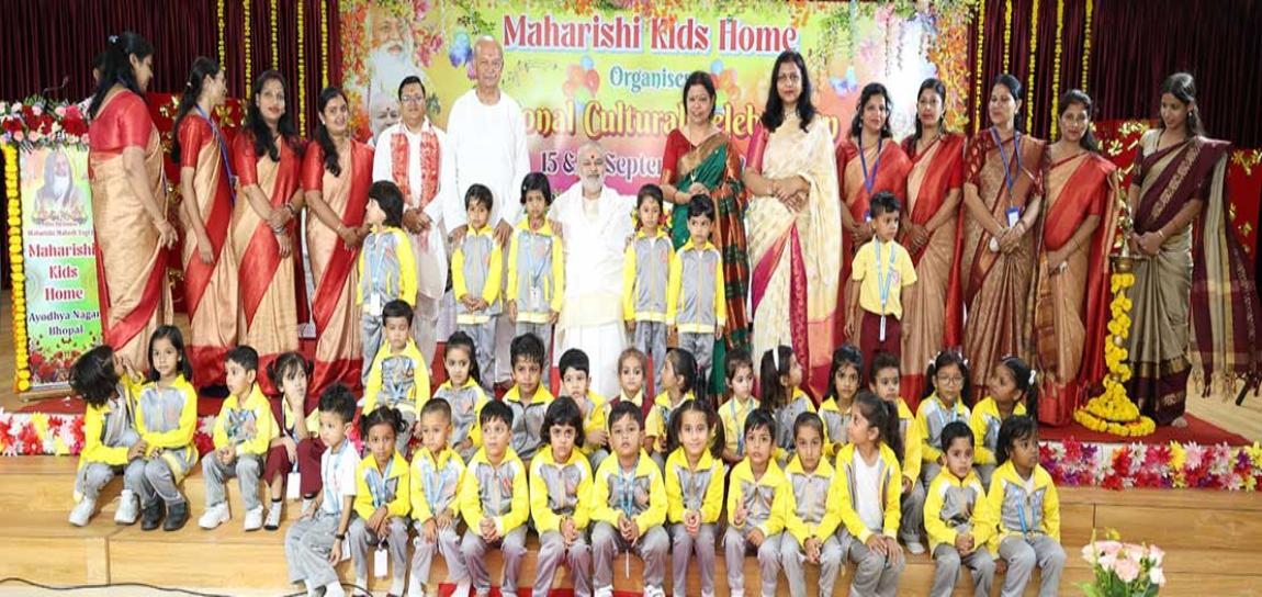 MKH-Ayodhya-nagar-h5-annual-day-08122025.jpg - Play School